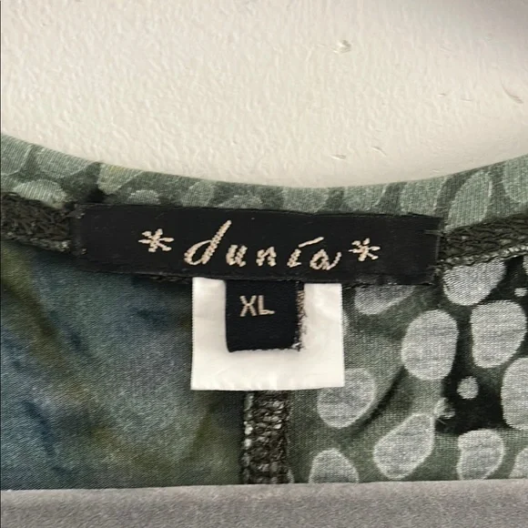 Dunia, Woman’s Size XL Asymmetrical Green Tunic Top - Picture 10 of 10